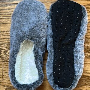 NWT Auden Cozy Gray Women's Slipper Socks
